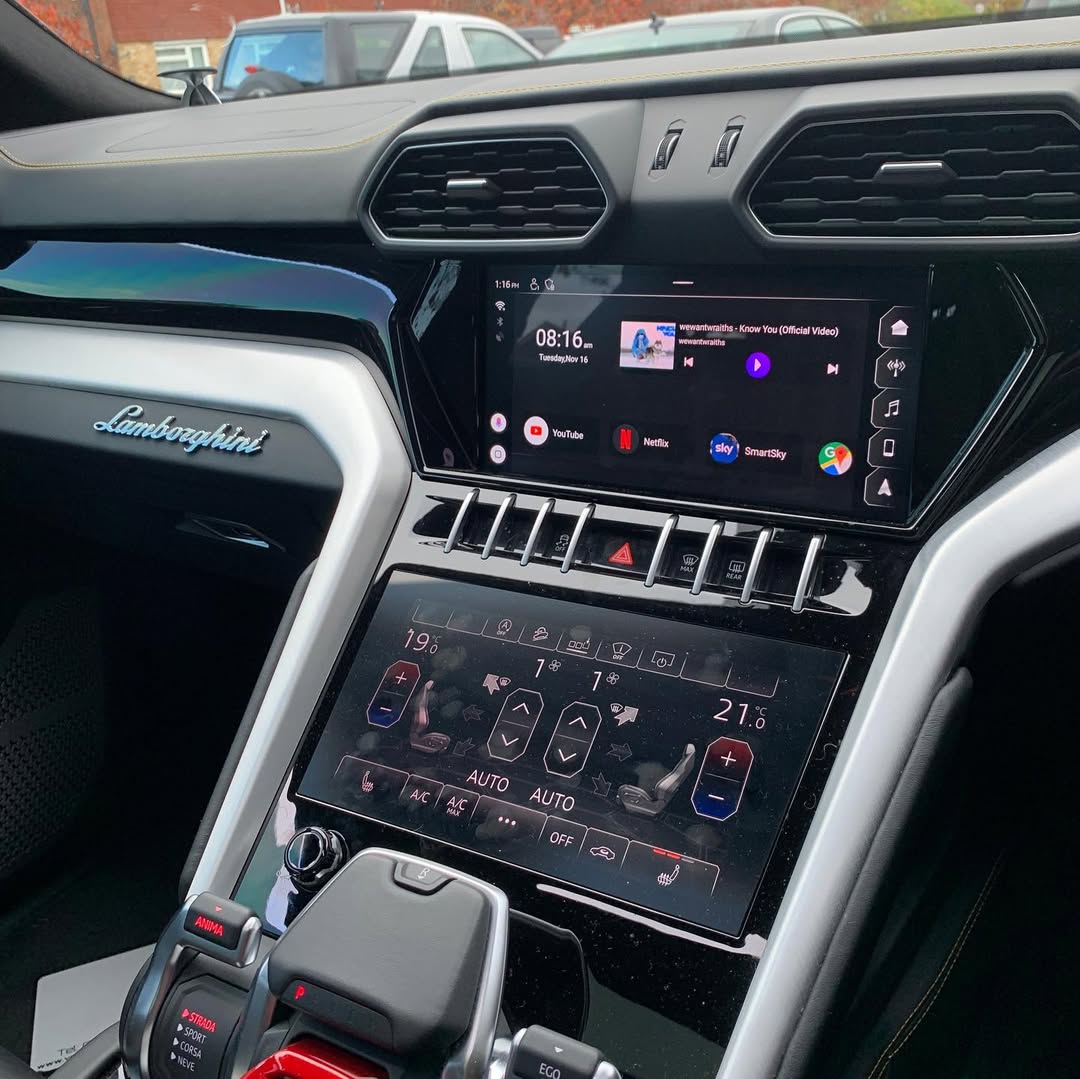 Youtube y Netflix AI-Box para Lamborghini