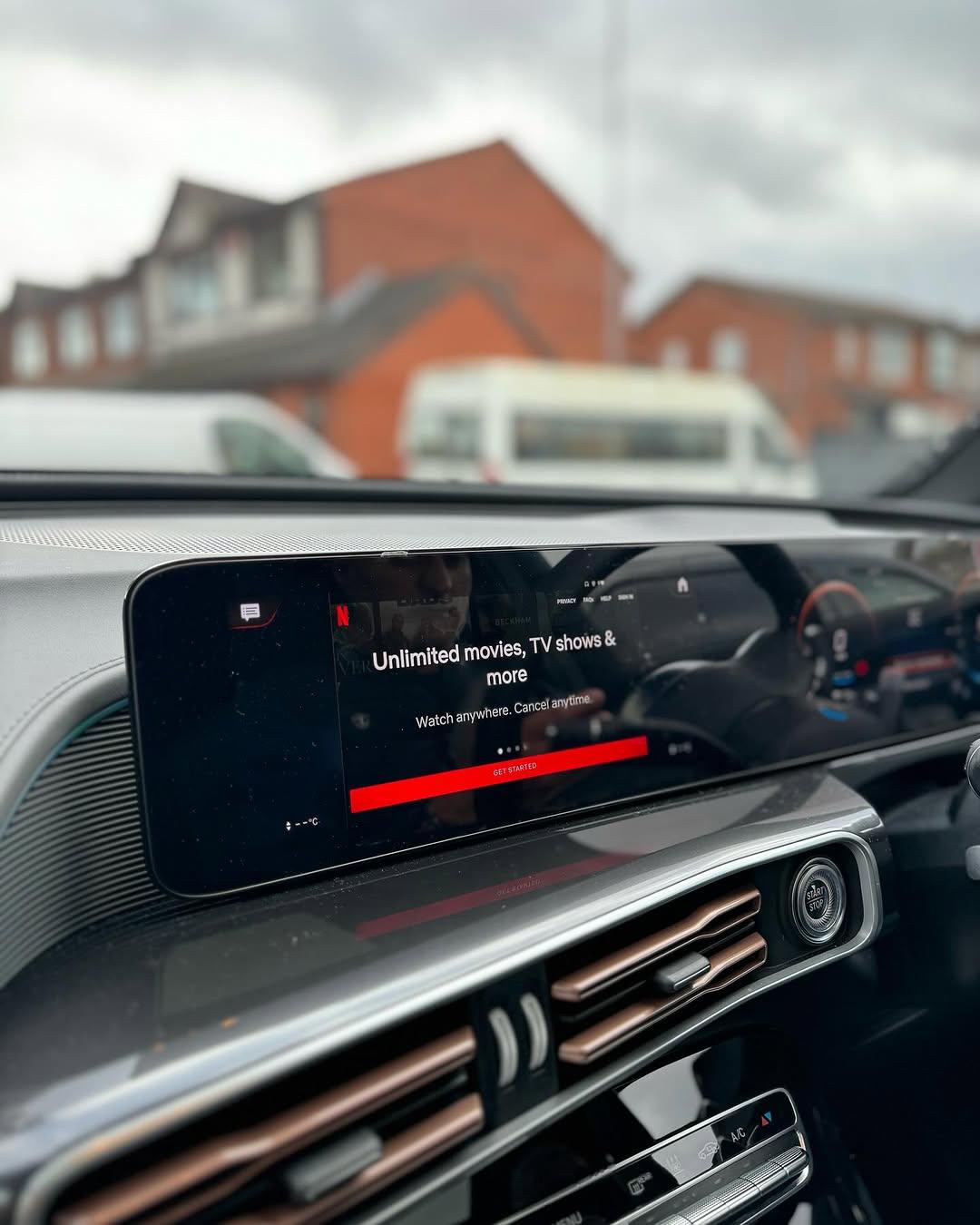 Youtube & Netflix AI-Box voor Mercedes